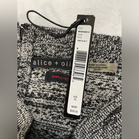 Alice + Olivia Wool Soft Knit Pencil Skirt - Picture 9 of 16